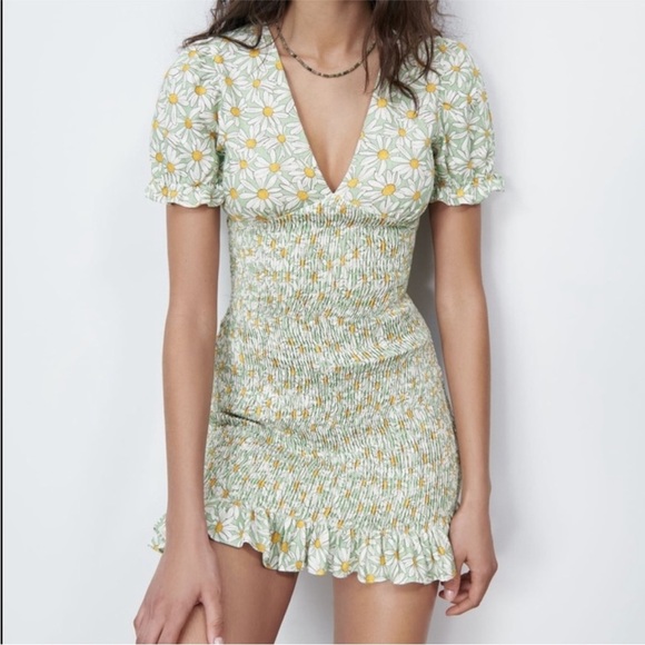 Zara Floral Daisy Print Linen Blend Smocked Mini Dress - Picture 4 of 14